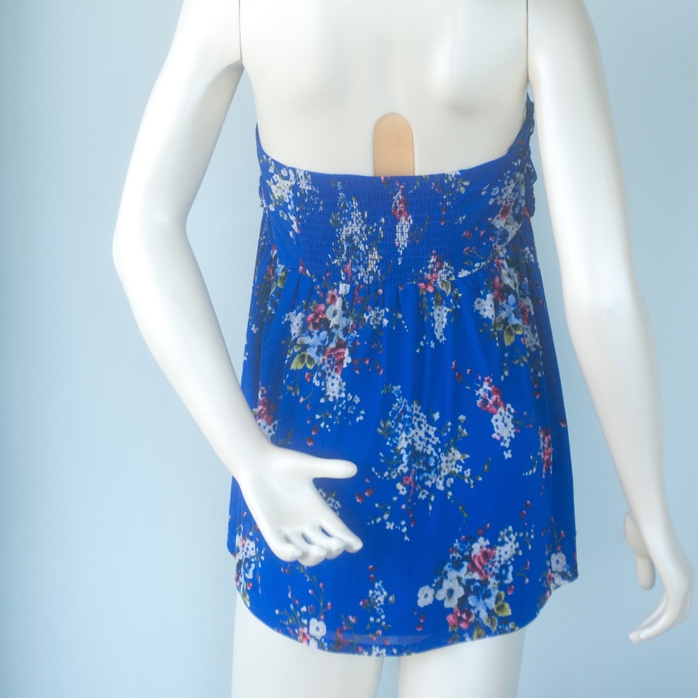 Torrid Blue Floral Twist Front Strapless Top - Picture 9 of 9